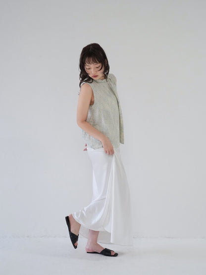plaid sleeveless
