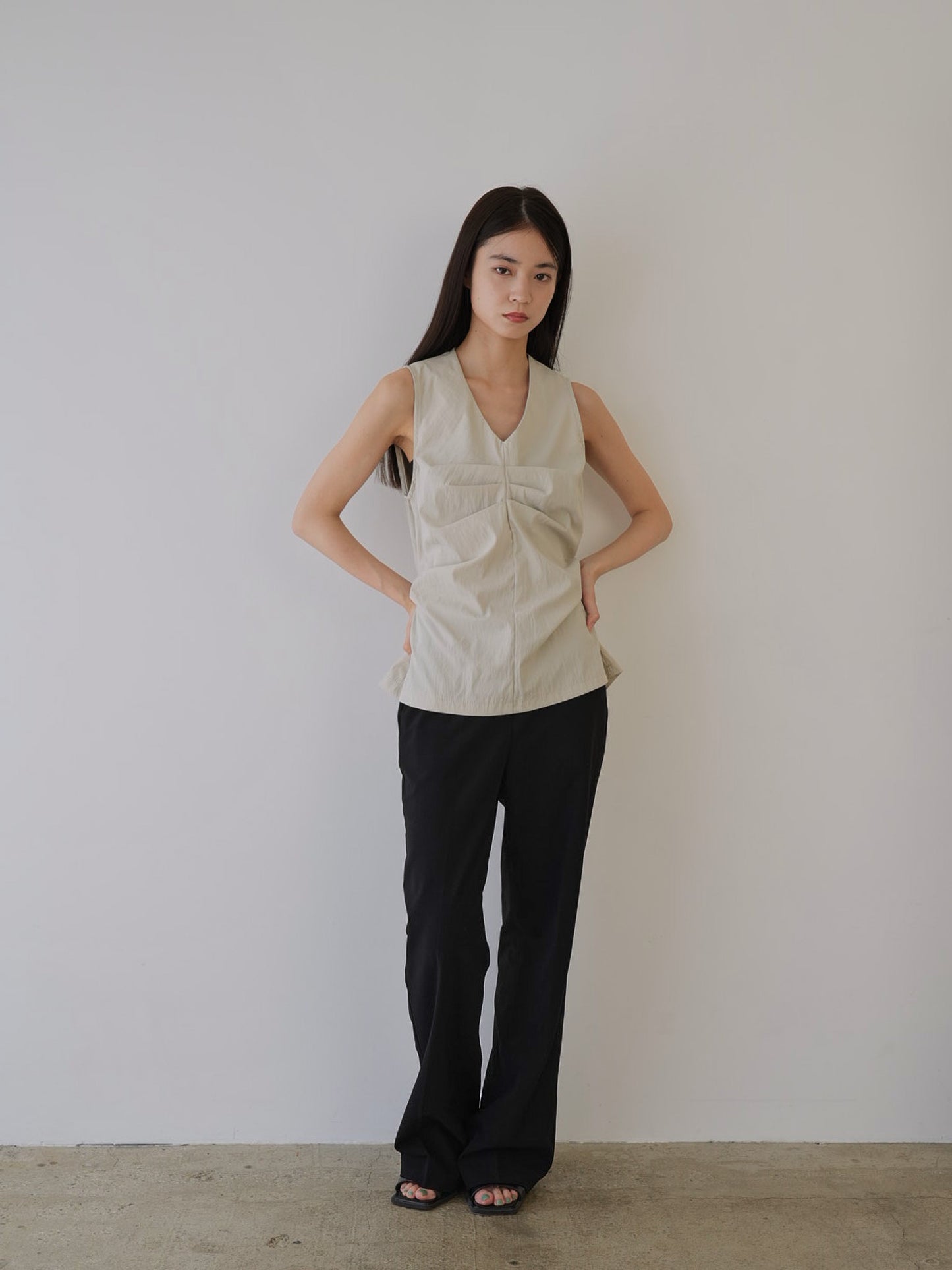 shirring sleeveless
