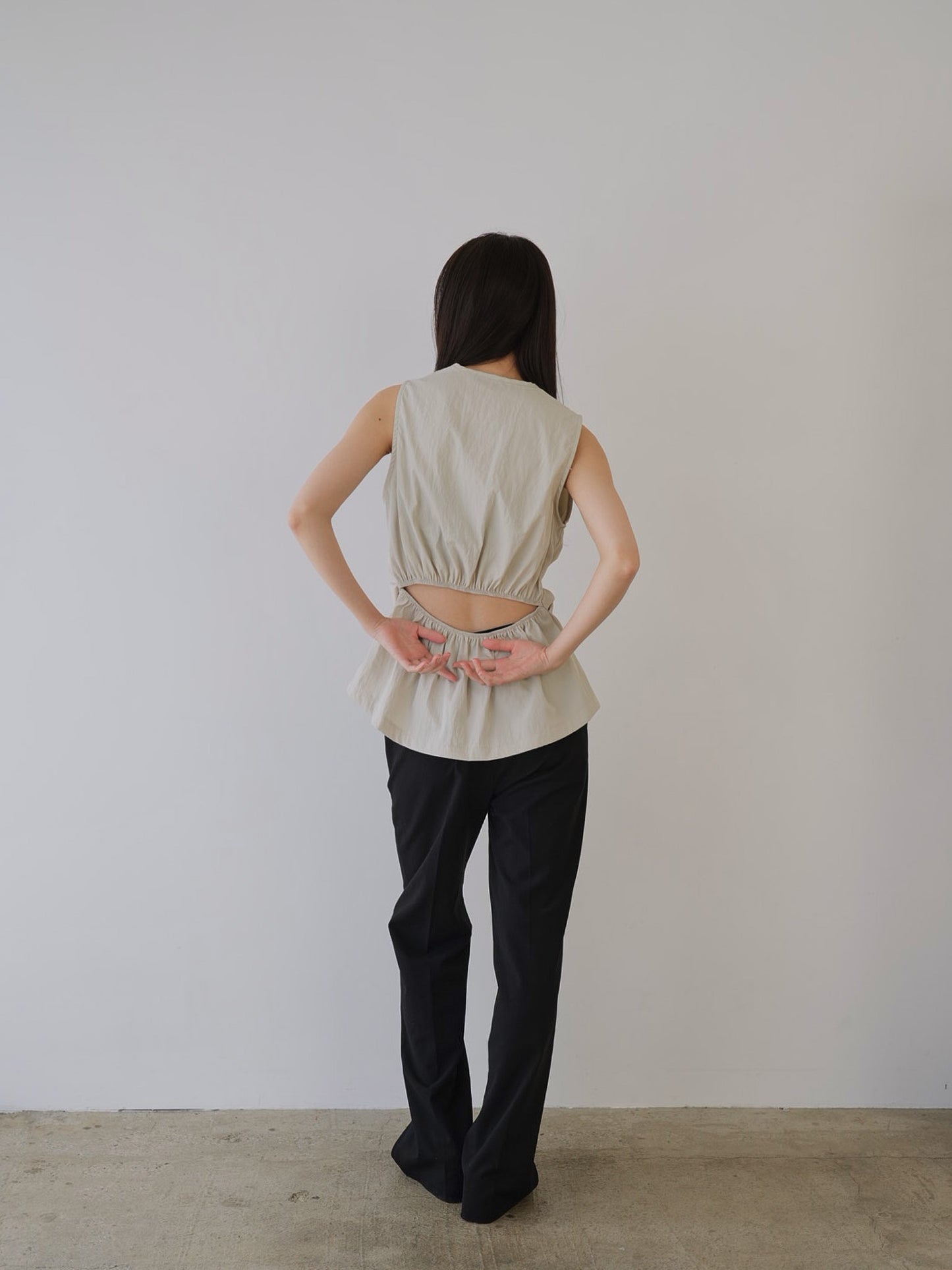 shirring sleeveless