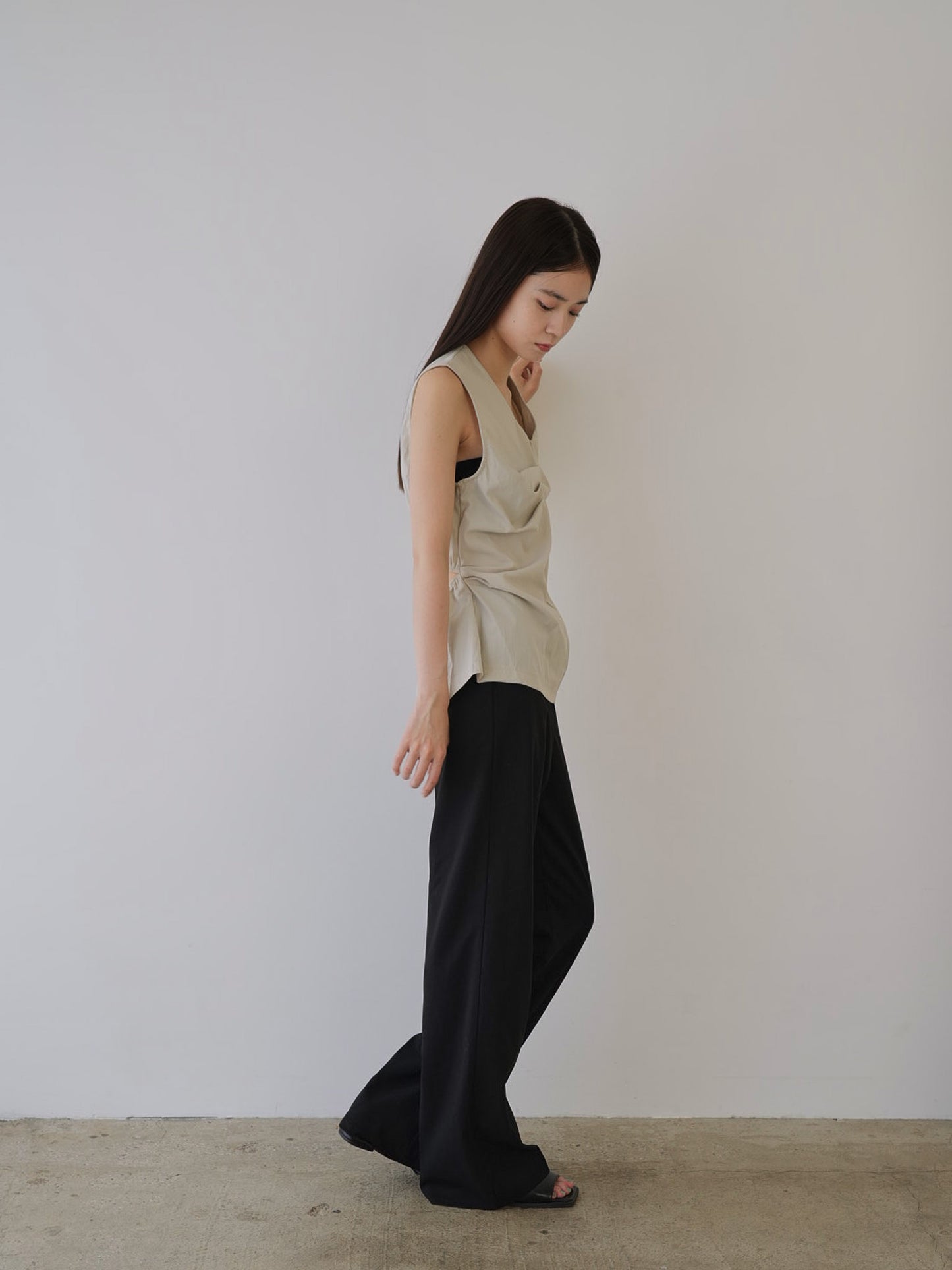 shirring sleeveless