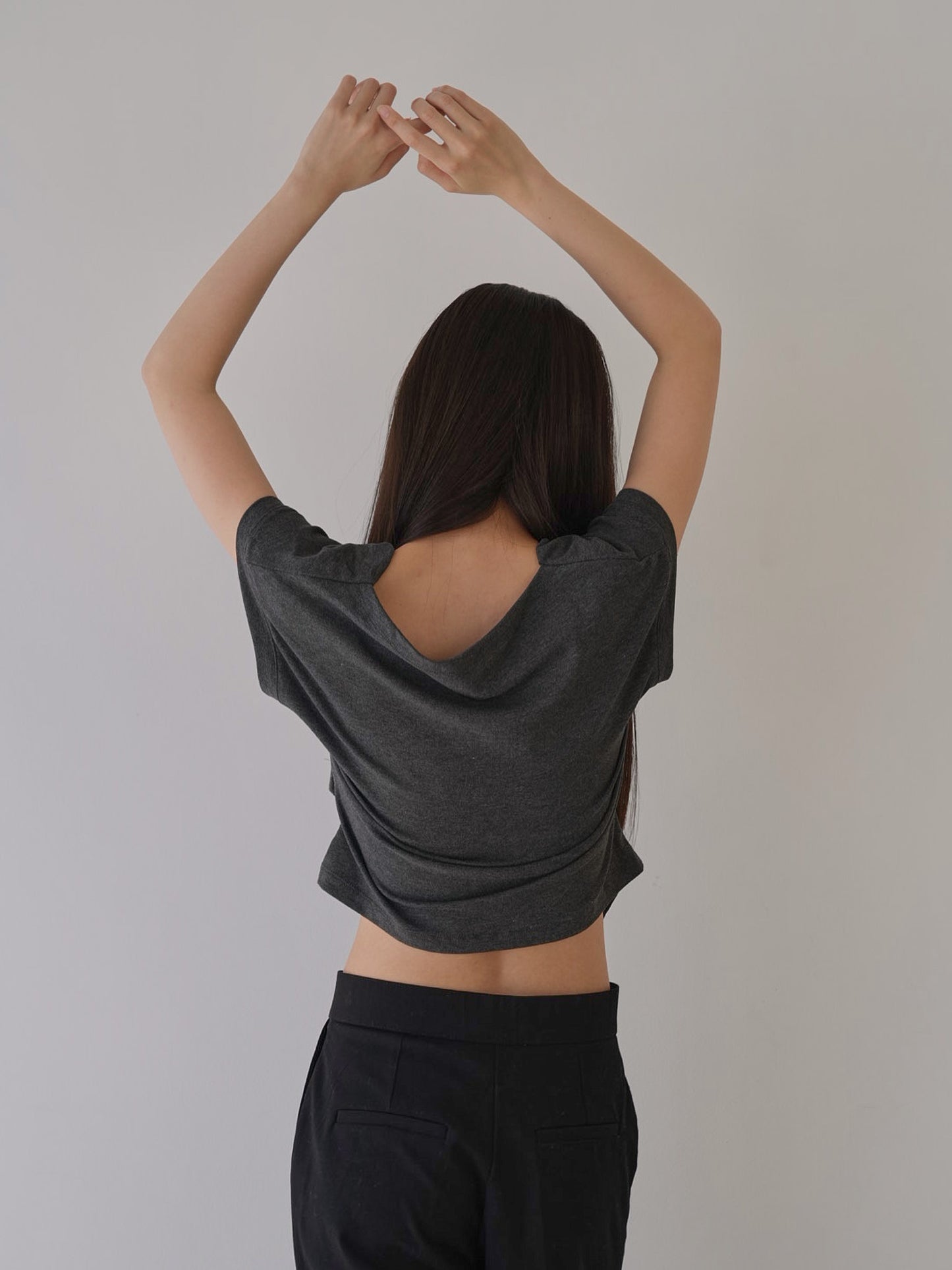 pleats line tee