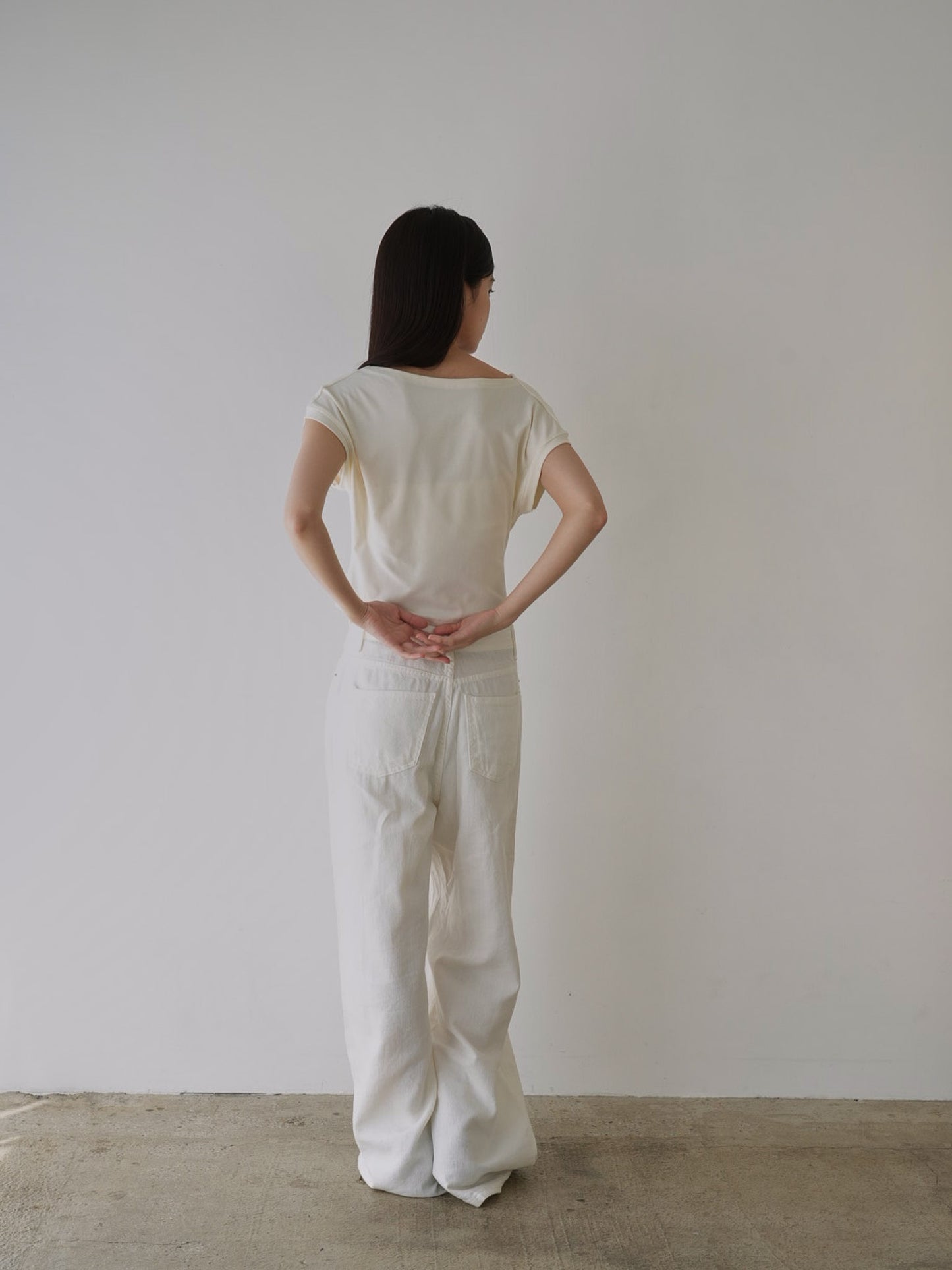 pleats line tee