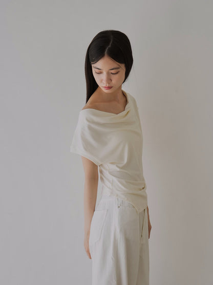 pleats line tee