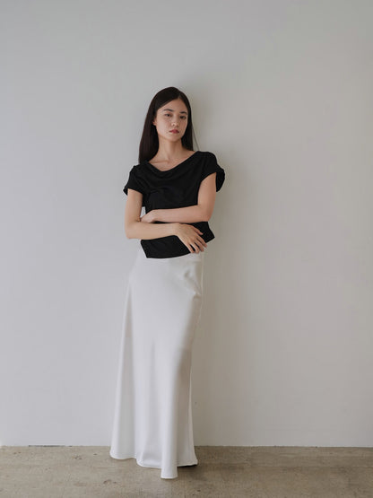 pleats line tee