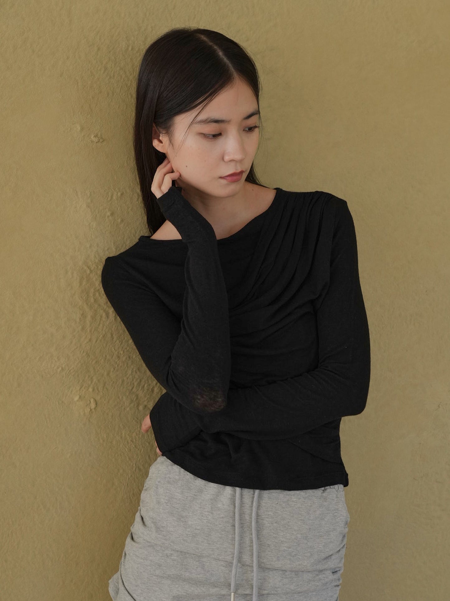 shirring design tops